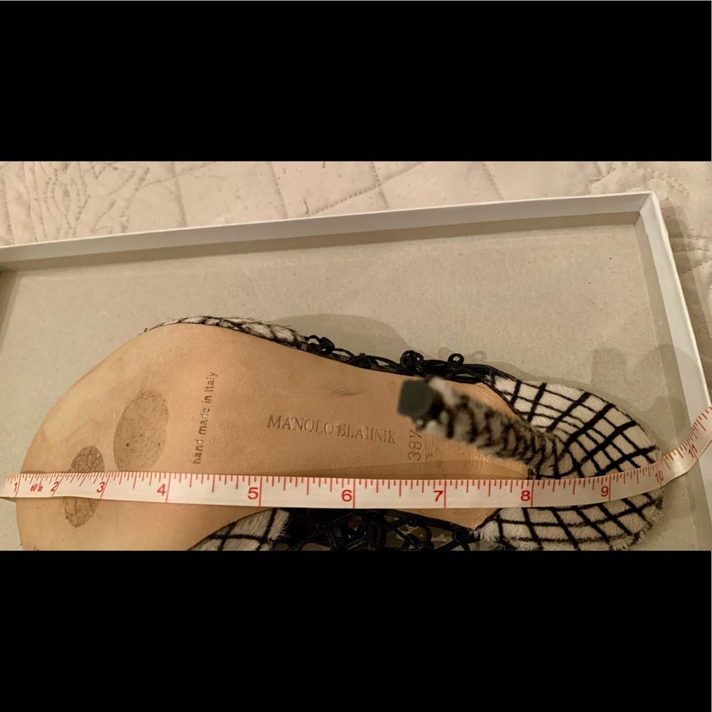 Authentic Manolo Blahnik shoes heels fishnet $995 - Picture 9 of 9
